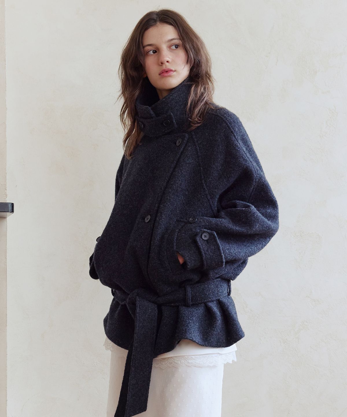 애프터아워즈(AFTERHOURS) WOOL BELTED HALF COAT (CHARCOAL)