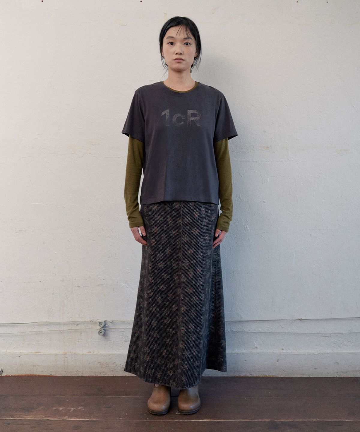 모노크롬(MONOCHROME) F melin t-shirt (2color)