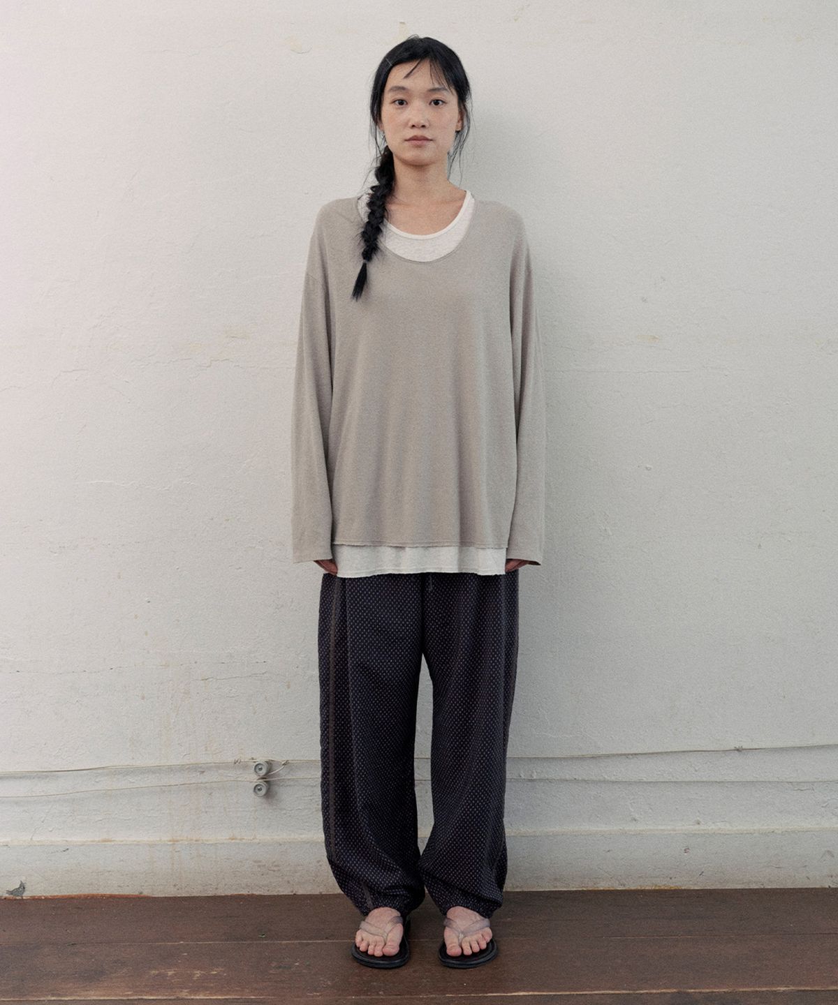 모노크롬(MONOCHROME) aube layered t-shirt (2color)