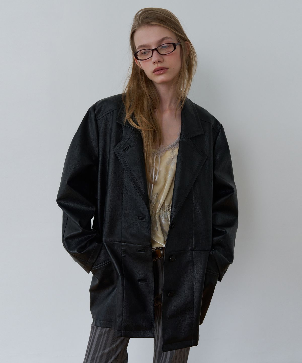 오버듀플레어(OVERDUEFLAIR) SIGNATURE CLASSIC TAILORED LEATHER JACKET_BLACK