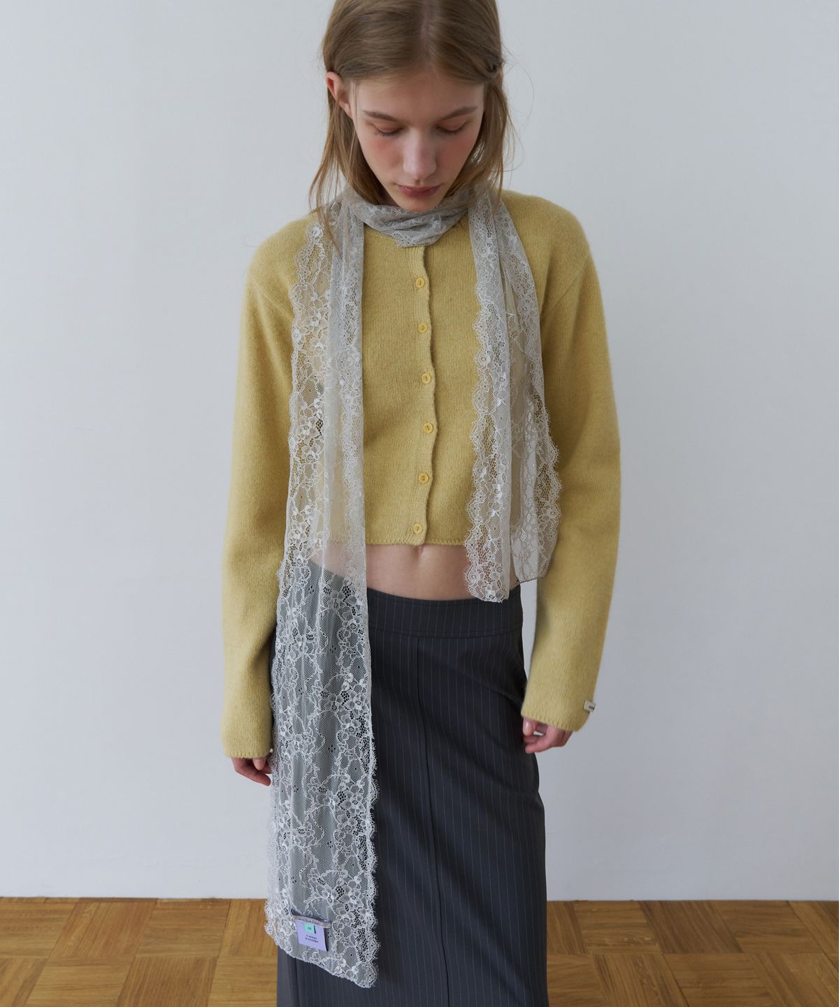 오버듀플레어(OVERDUEFLAIR) VICTORIAN LACE SCARF_MID GREY
