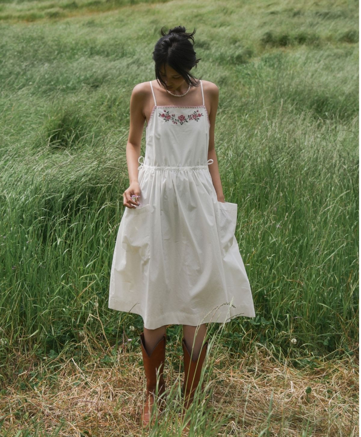데이즈데이즈(DAZE DAYZ) DEAR ROSE PINAFORE DRESS