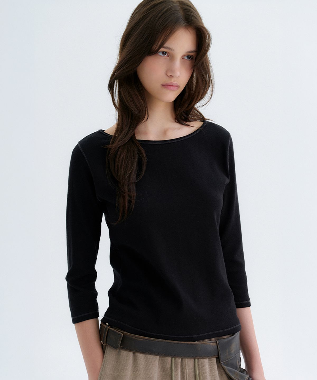 썸웨어버터(SOMEWHEREBUTTER) Reeve Boat Top - Black