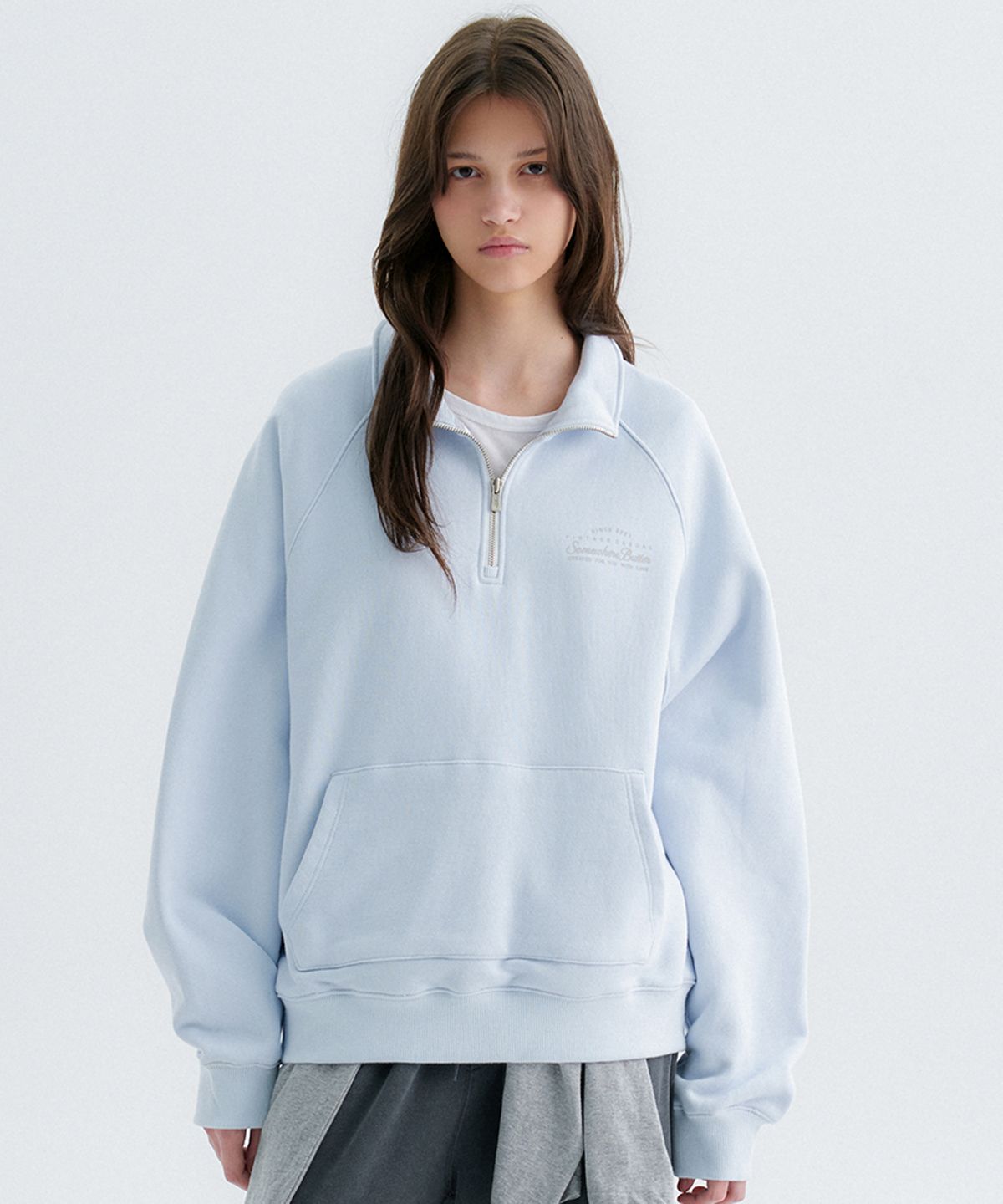 썸웨어버터(SOMEWHEREBUTTER) Edit Half Zip-Up Sweatshirt - Pale Blue
