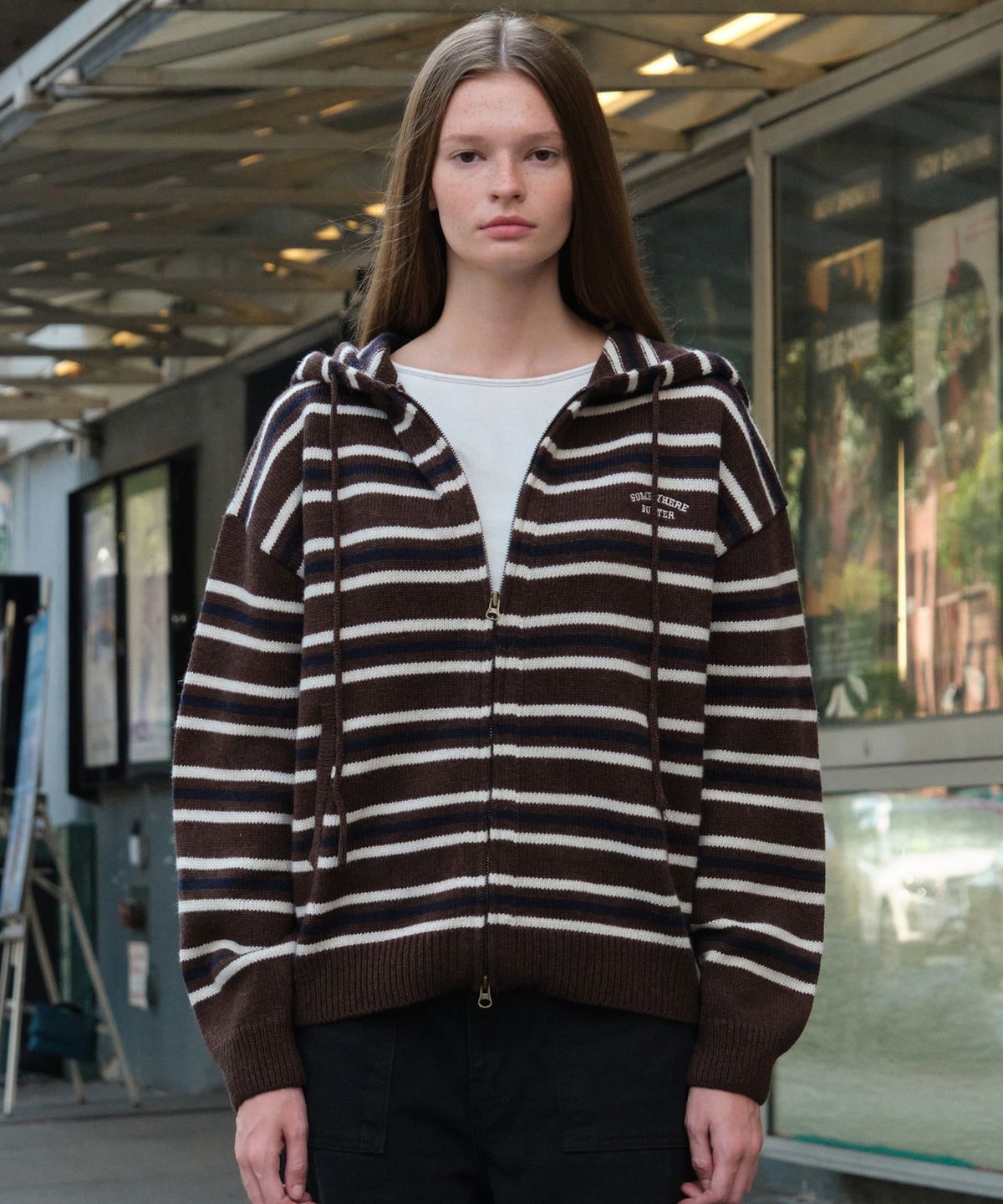썸웨어버터(SOMEWHEREBUTTER) Coby Stripe Knit Zip-Up Hoodie - Brown