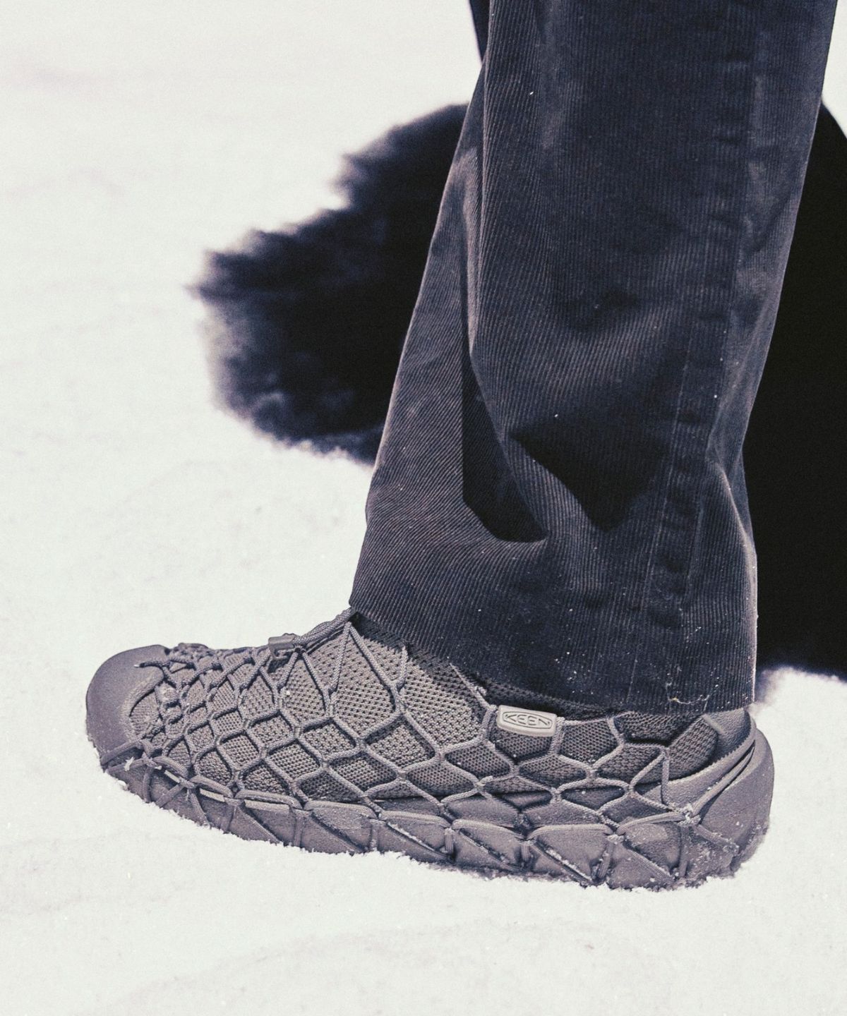 킨(KEEN) [KEEN x N HOOLYWOOD] 유니크 360 남성 슬립온 N-HYWOOD STEEL GREY