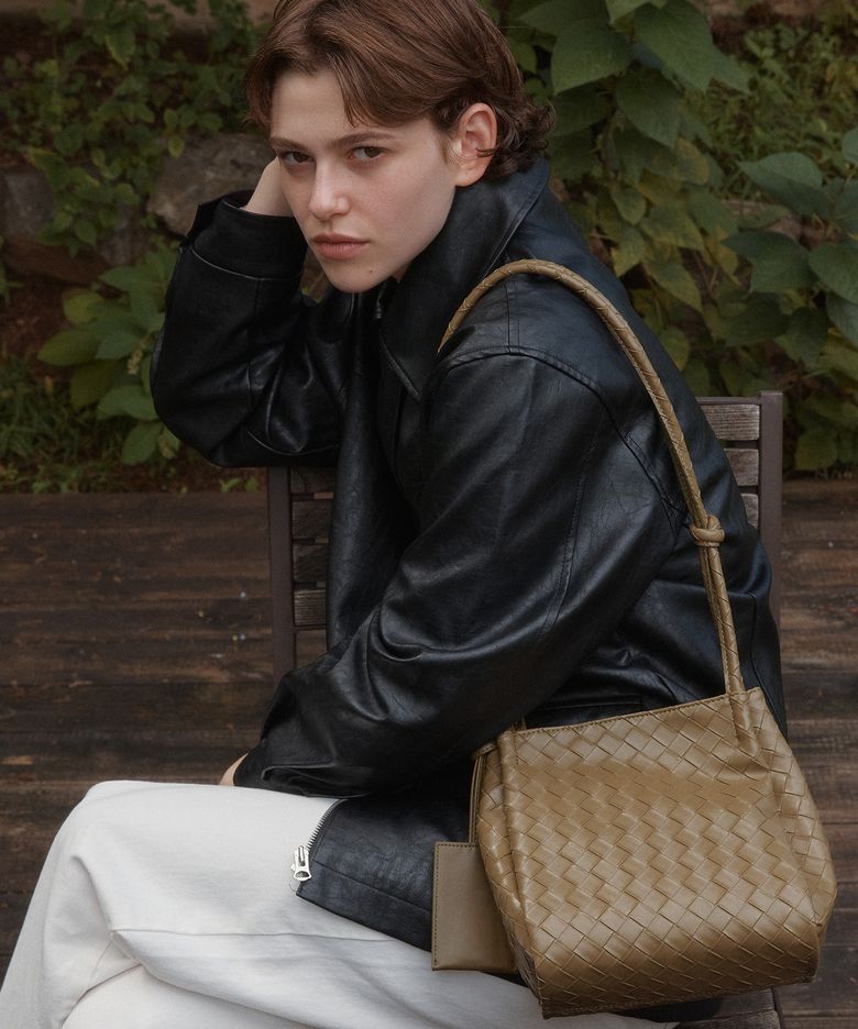 ANC WEAVING MESH SHOULDER BAG_OLIVE