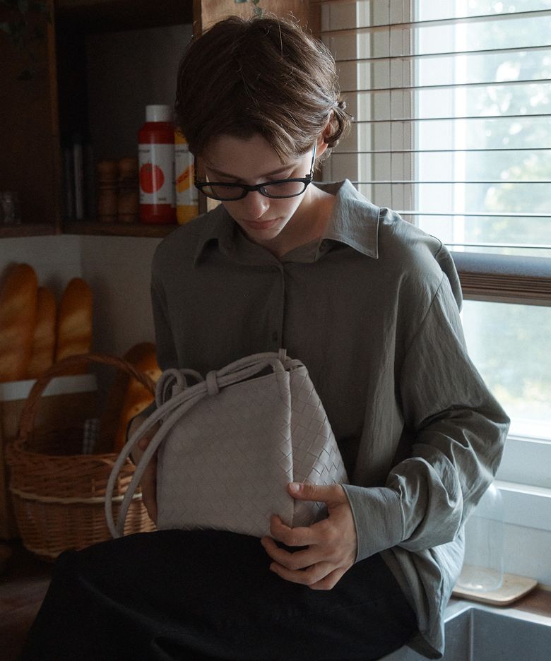 ANC WEAVING MESH SHOULDER BAG_GREY
