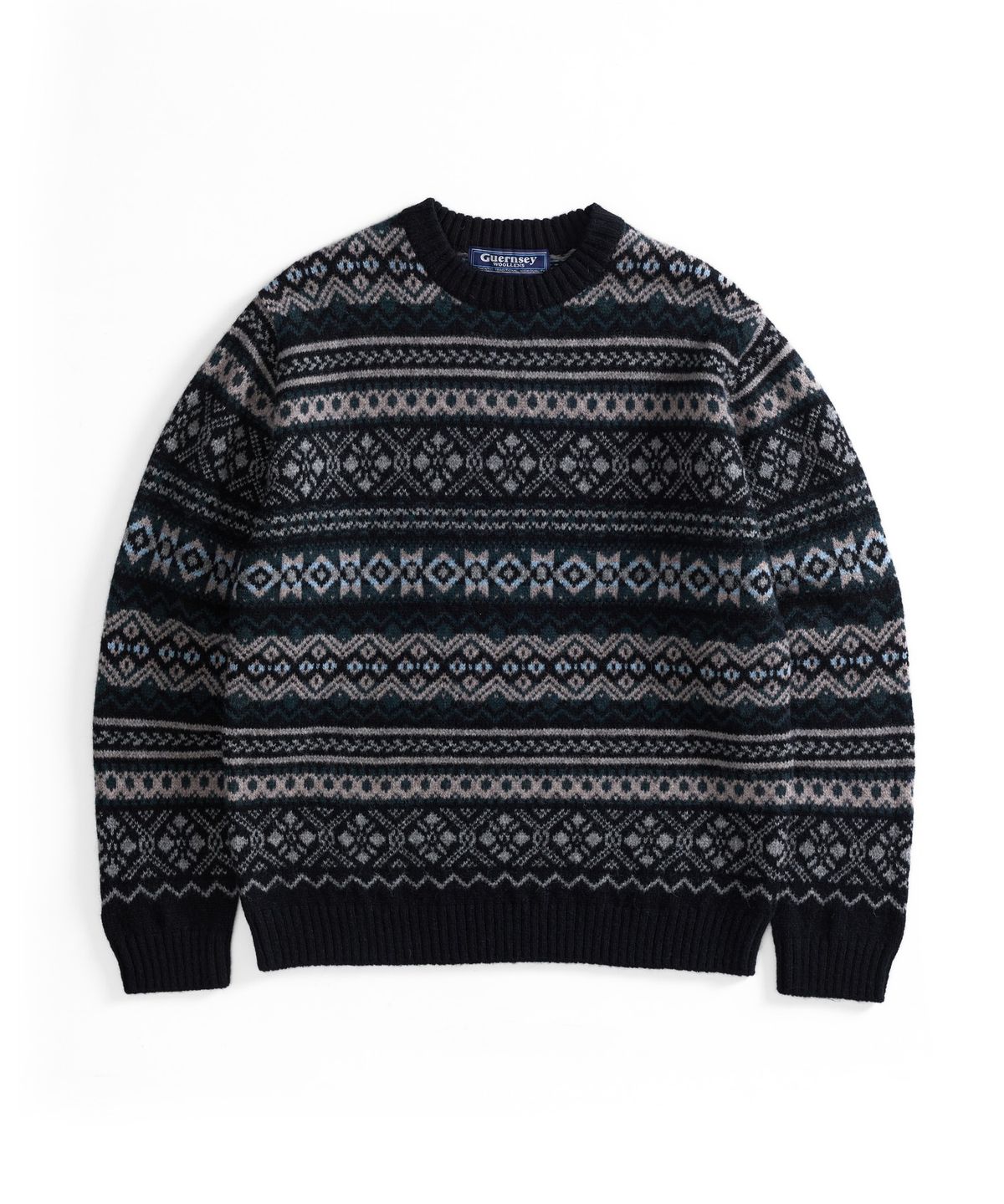 건지 울른스(Guernsey Woollens) 포트도일 페어아일 크루넥 스웨터 - 블랙