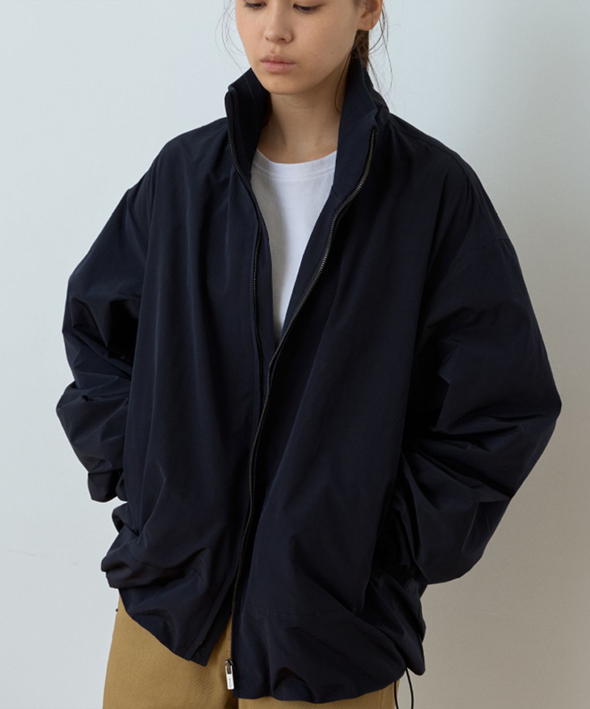 호와스(HOWUS) AUTUMN DRIVE WINDBREAKER (NAVY)