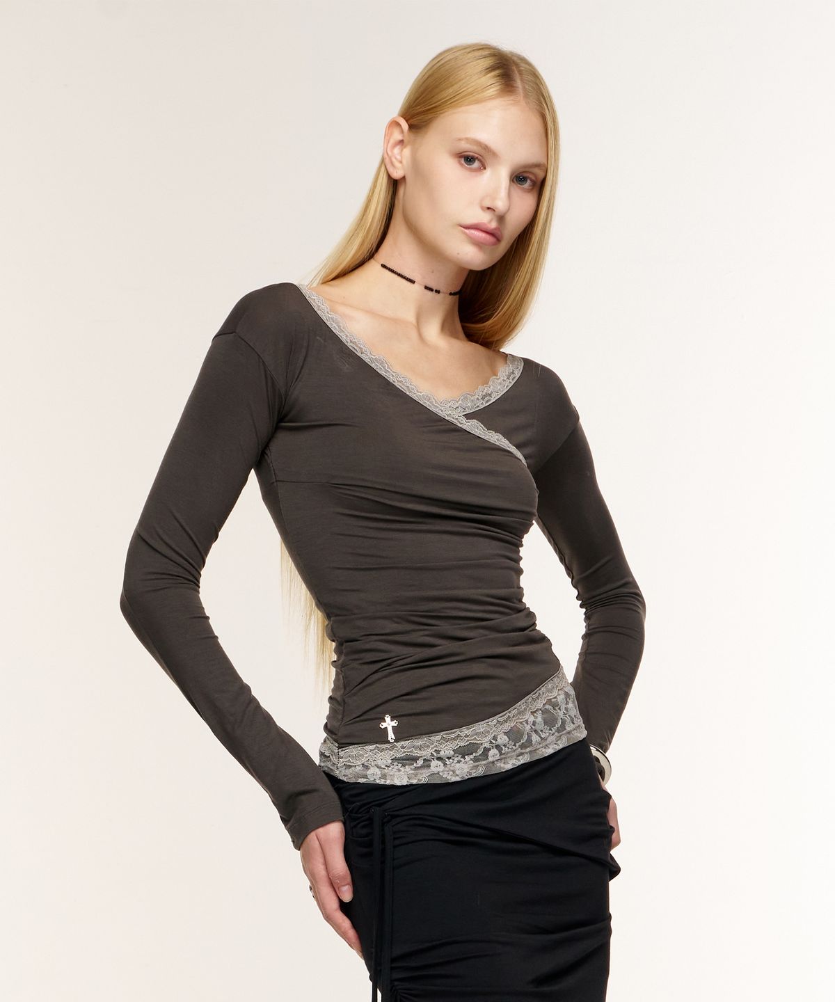 2000아카이브스(2000ARCHIVES) MINA LACE TOP (CHARCOAL)