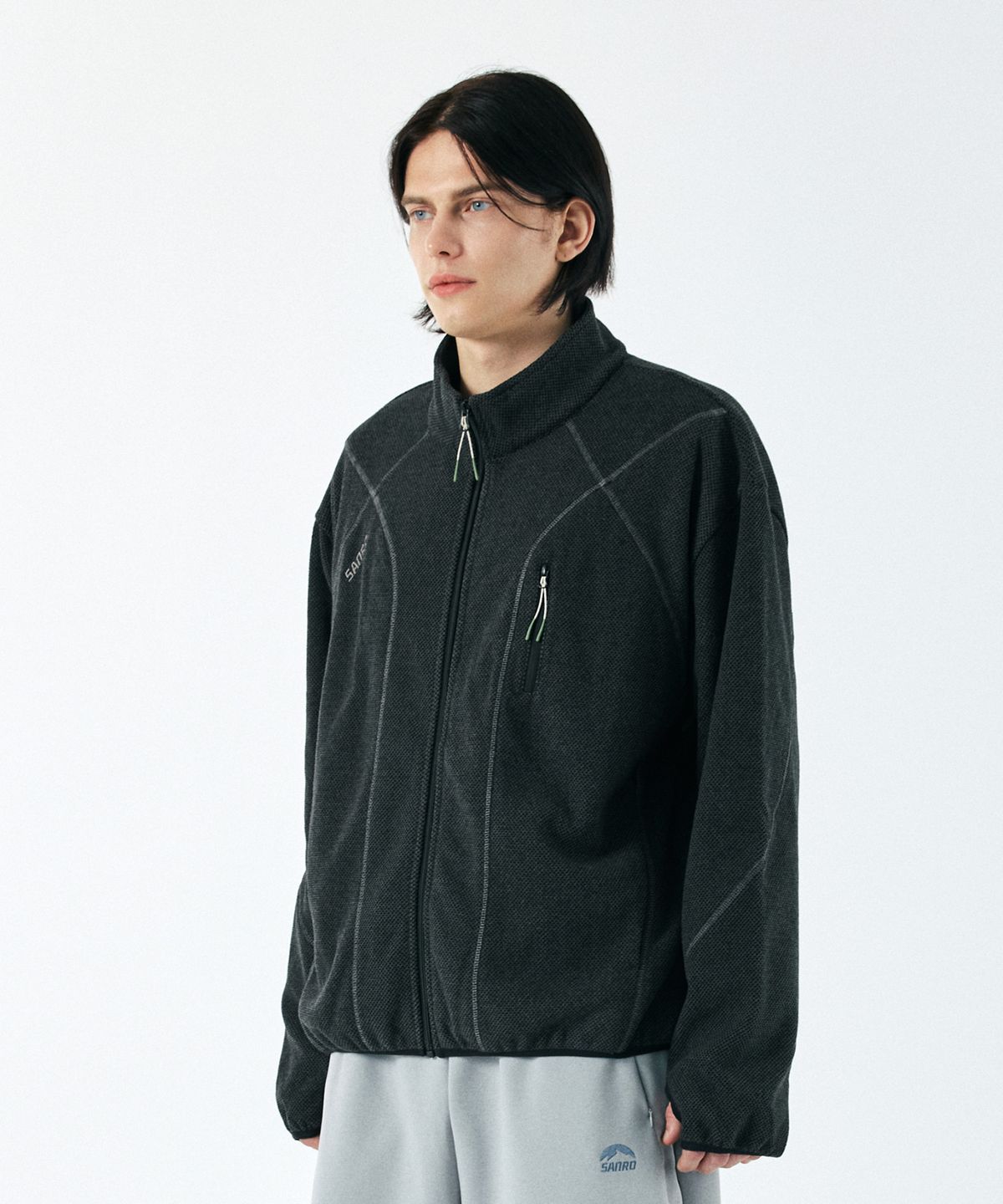 산로(SANRO) [UNISEX] 오드람프 플리스 핑거홀 자켓 - 블랙