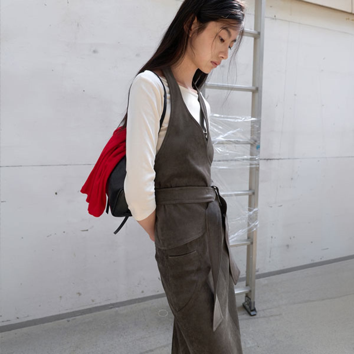 아틀리에 나인(ATELIER NAIN) (VT-0287)HAVN SET-UP HALTER NECK VELVET WRAP VEST