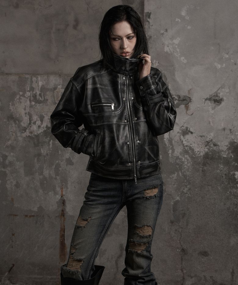 CURVED RIVET LEATHER JACKET WASHED BLACK