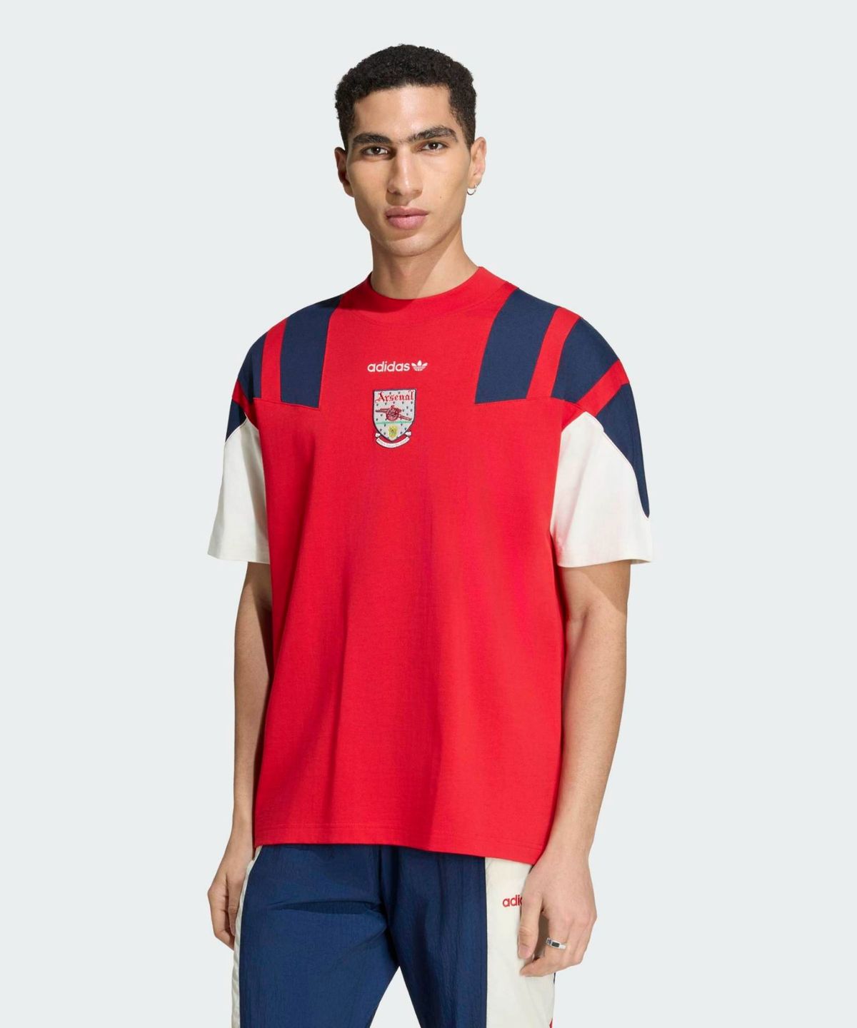 아디다스(ADIDAS) 아스널 FC EQT 티셔츠 - 레드:화이트 / KG5125