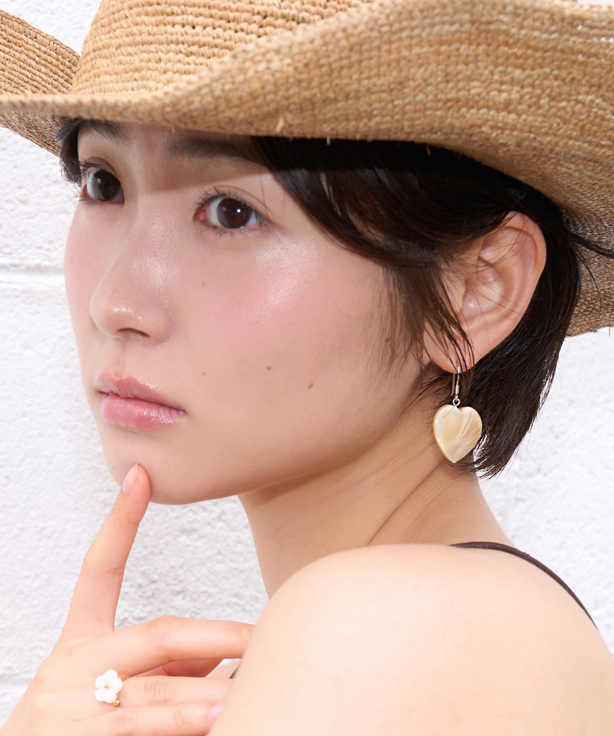 지지(GEEGEE) heart toast drop earring