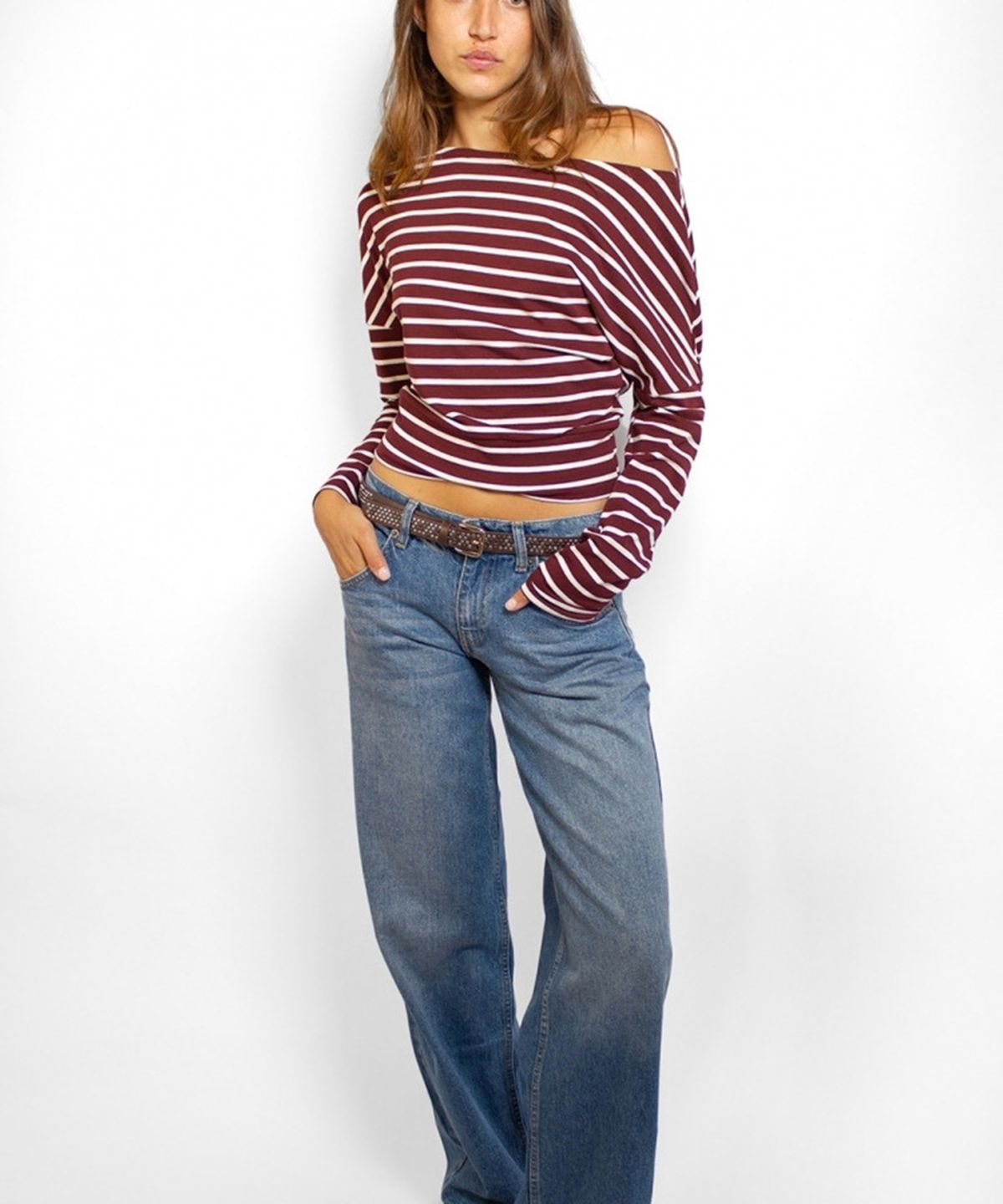 섭듀드(SUBDUED) Boat-neck T-shirt (STRIPE STONE RED OFF WHITE)