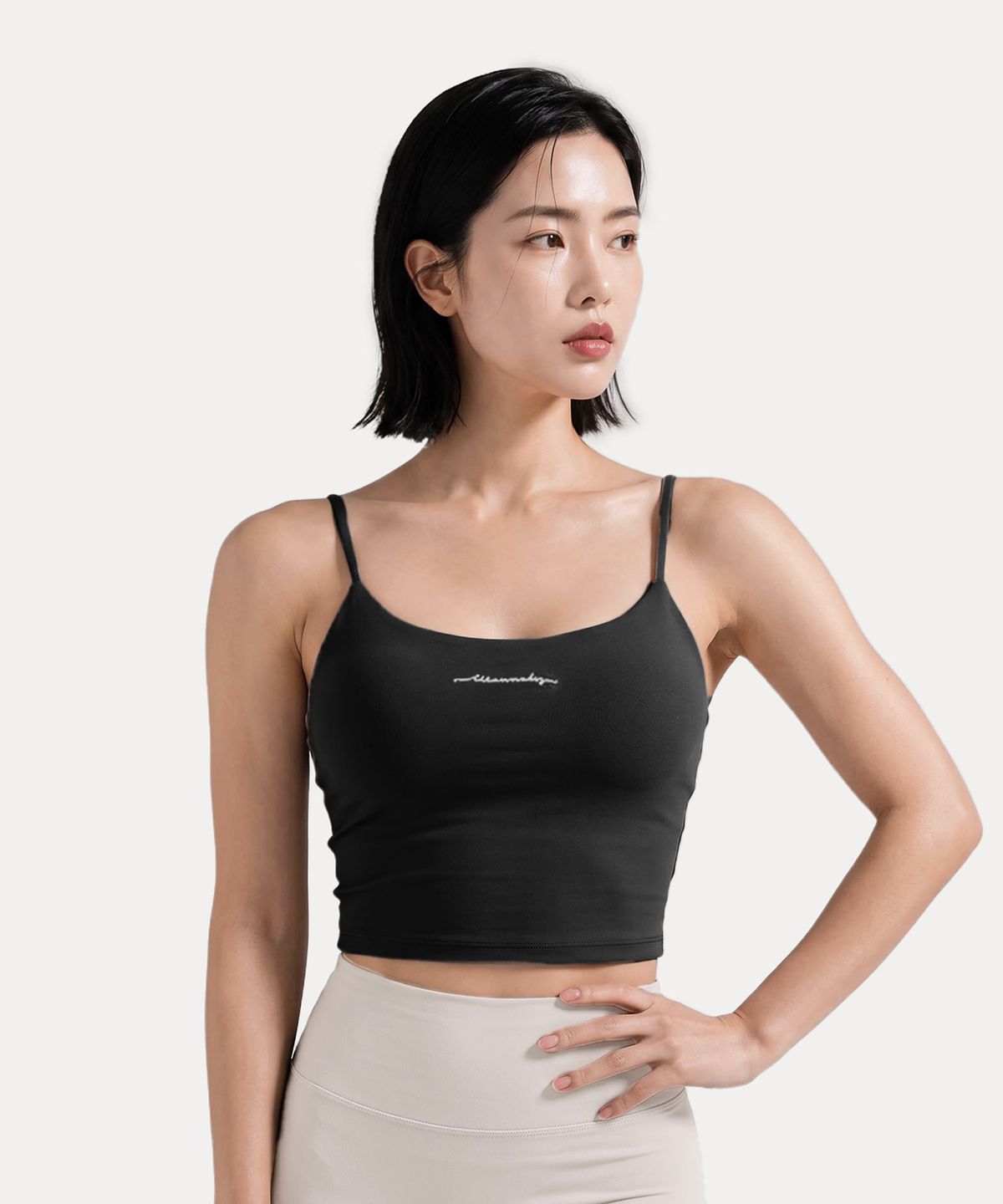 워너비즈핏(WANNABEZFIT) 워너비즈 레터링 끈나시 피트니스탑 블랙
