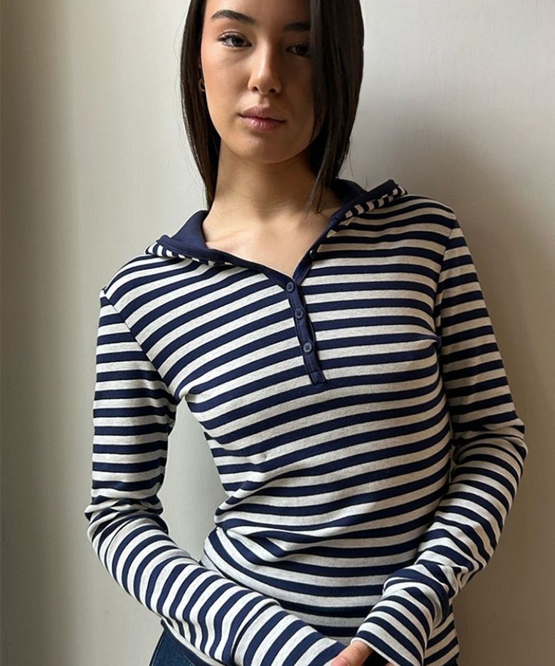 T-shirt with Buttons and Hood (LIGHT GREY BLUE)
