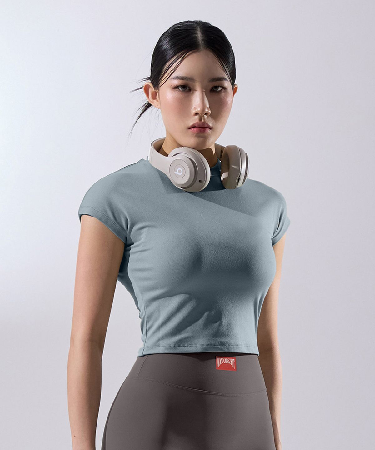 워너비즈핏(WANNABEZFIT) 이지 캡소매 세미 크롭탑 세레니티블루