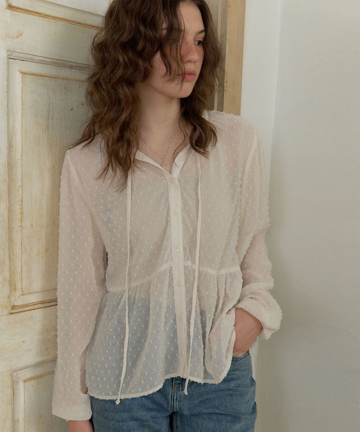 리엘(RE L) Selen dot-chiffon blouse (cream)