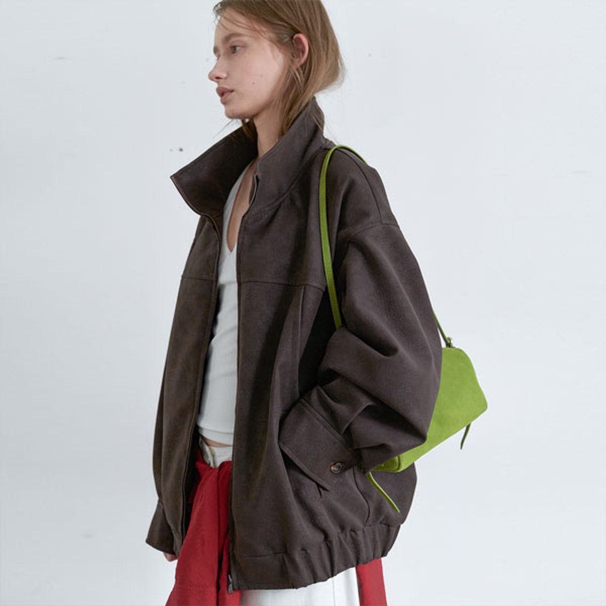 아틀리에 나인(ATELIER NAIN) (JP-610)MATT LEATHER HIGH NECK OVERSIZED JUMPER
