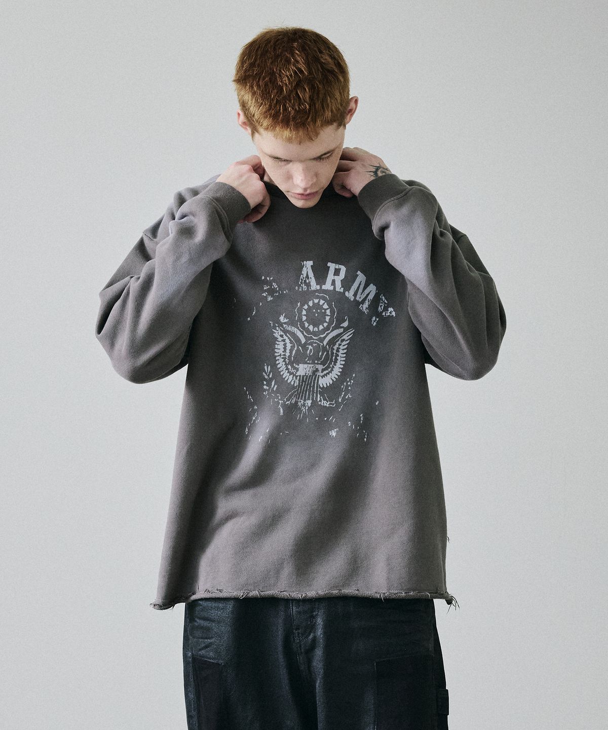 메종미네드(MAISON MINED) VINTAGE MILITARY SWEATSHIRT GRAY