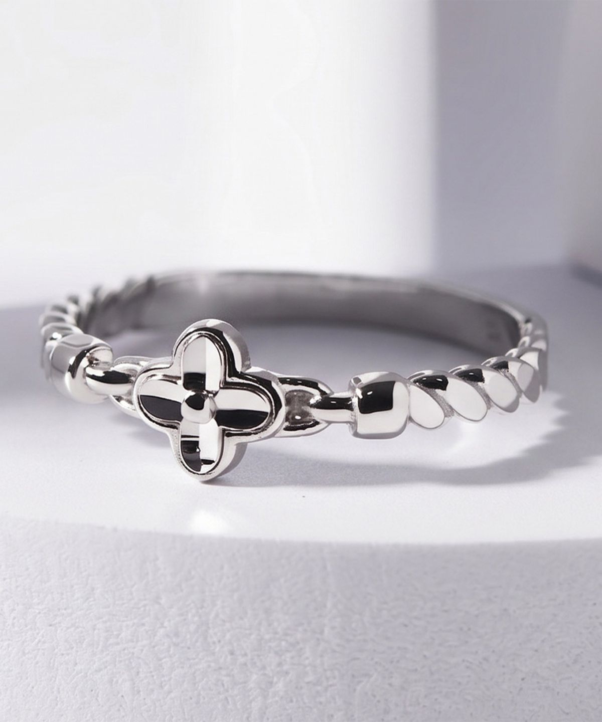 엘렌쥬얼리(HELENE JEWELRY) 실버 Silver 925 벨라 콤비 플라워 미스 링 은 반지