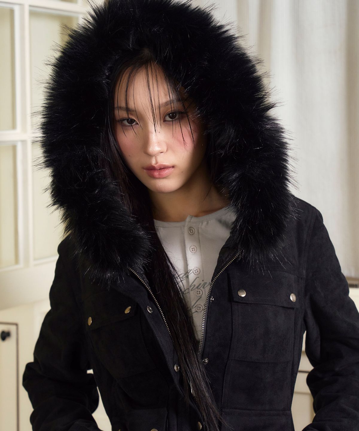 프렌다(PRENDA) SUEDE FUR HOOD CROP JACKET BLACK