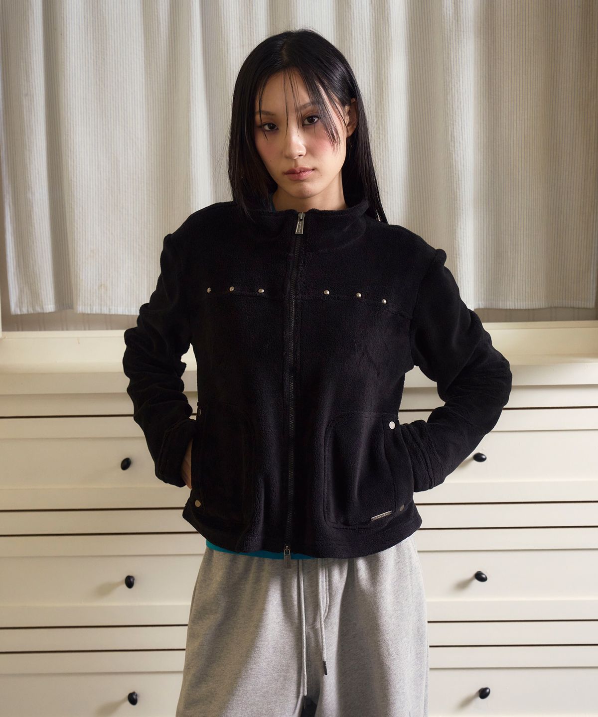 프렌다(PRENDA) STUD STAND NECK ZIP UP JACKET BLACK