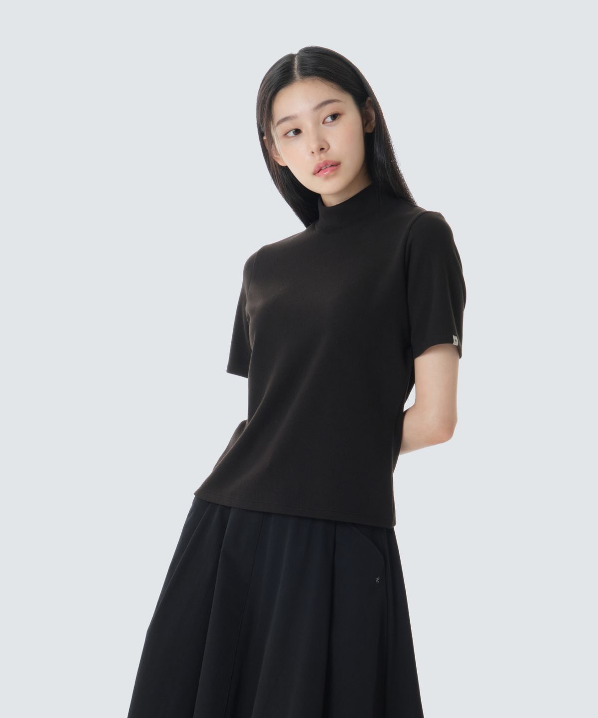 스노우피크 어패럴(SNOWPEAK APPAREL) 골지 여성 모크넥 반팔 티셔츠 (S26FWFTS31) Black