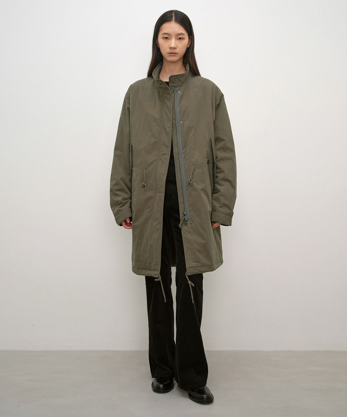 인사일런스 우먼(INSILENCE WOMEN) M65 패디드 후드 파카 OLIVE KHAKI