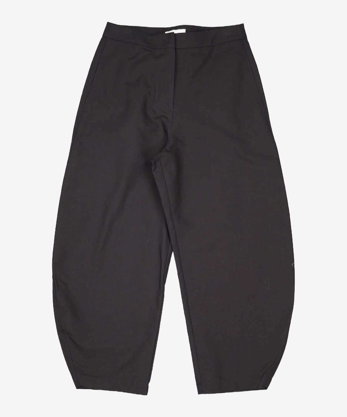 아모멘토(AMOMENTO) CURVED LEG PANTS (2COLORS) 1