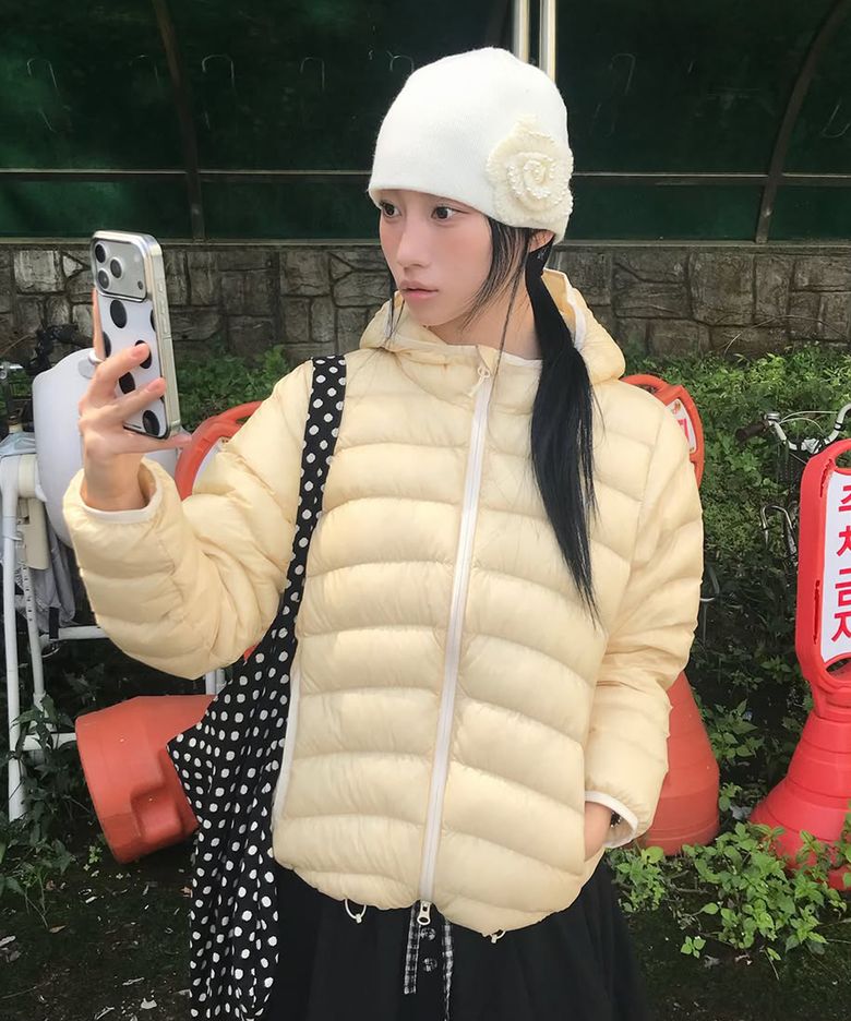 우먼 에어라이트 후드 다운 버터