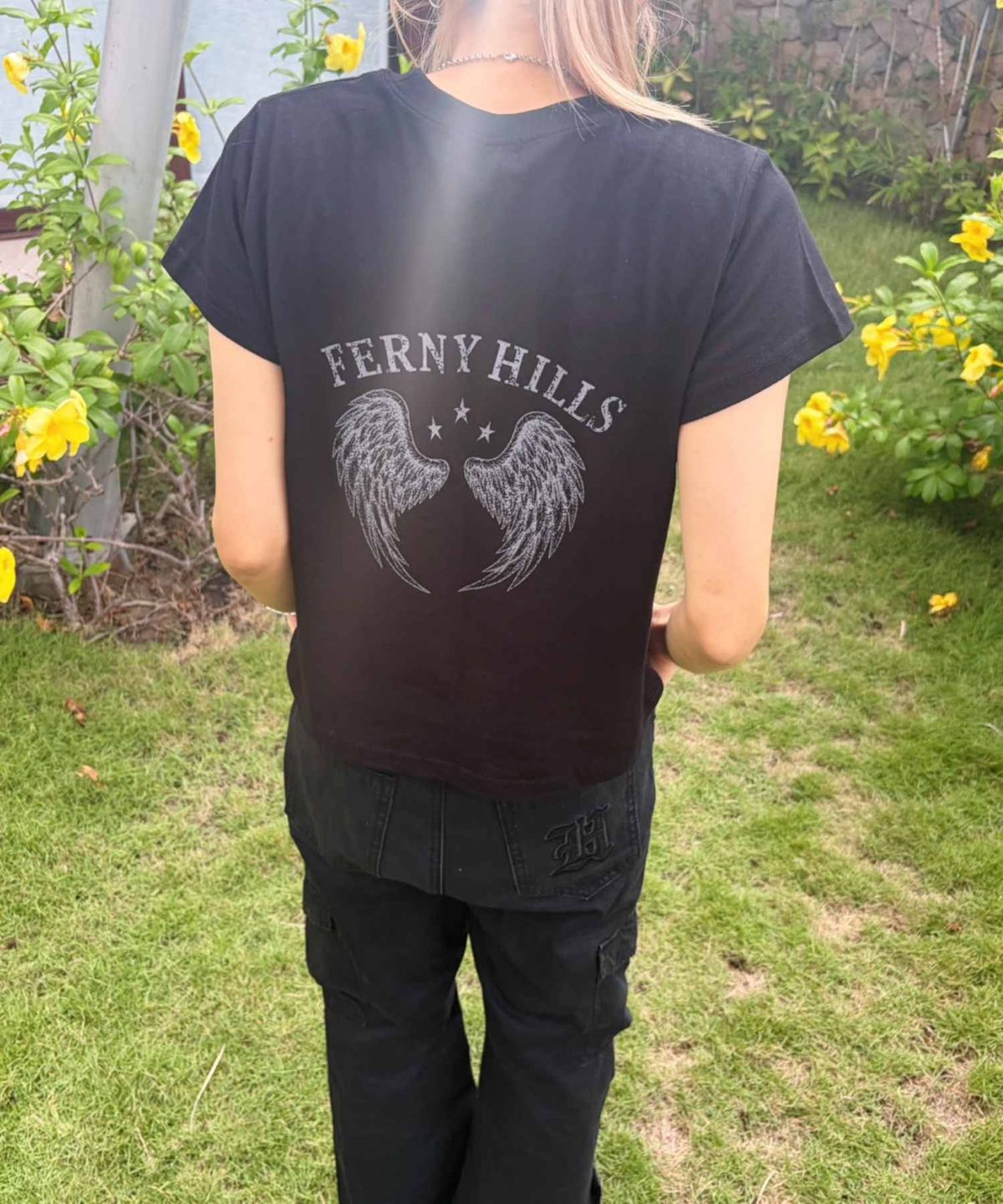 퍼니힐즈(FERNY HILLS) 퍼니 윙스 반팔 티셔츠 블랙