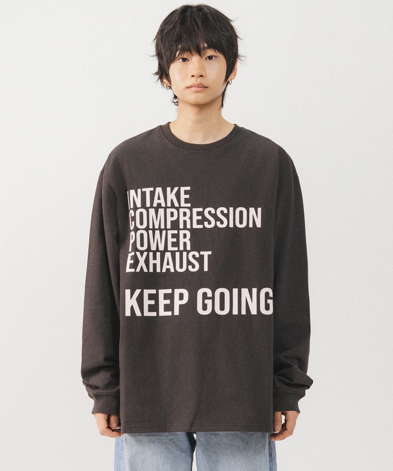 KEEP GOING 타이포그래피 롱슬리브 티셔츠 차콜