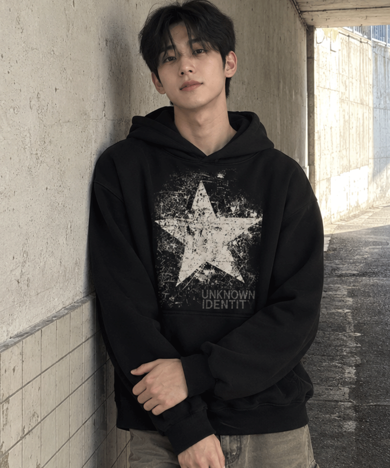 언노운 아이덴티티 스타 후드티셔츠