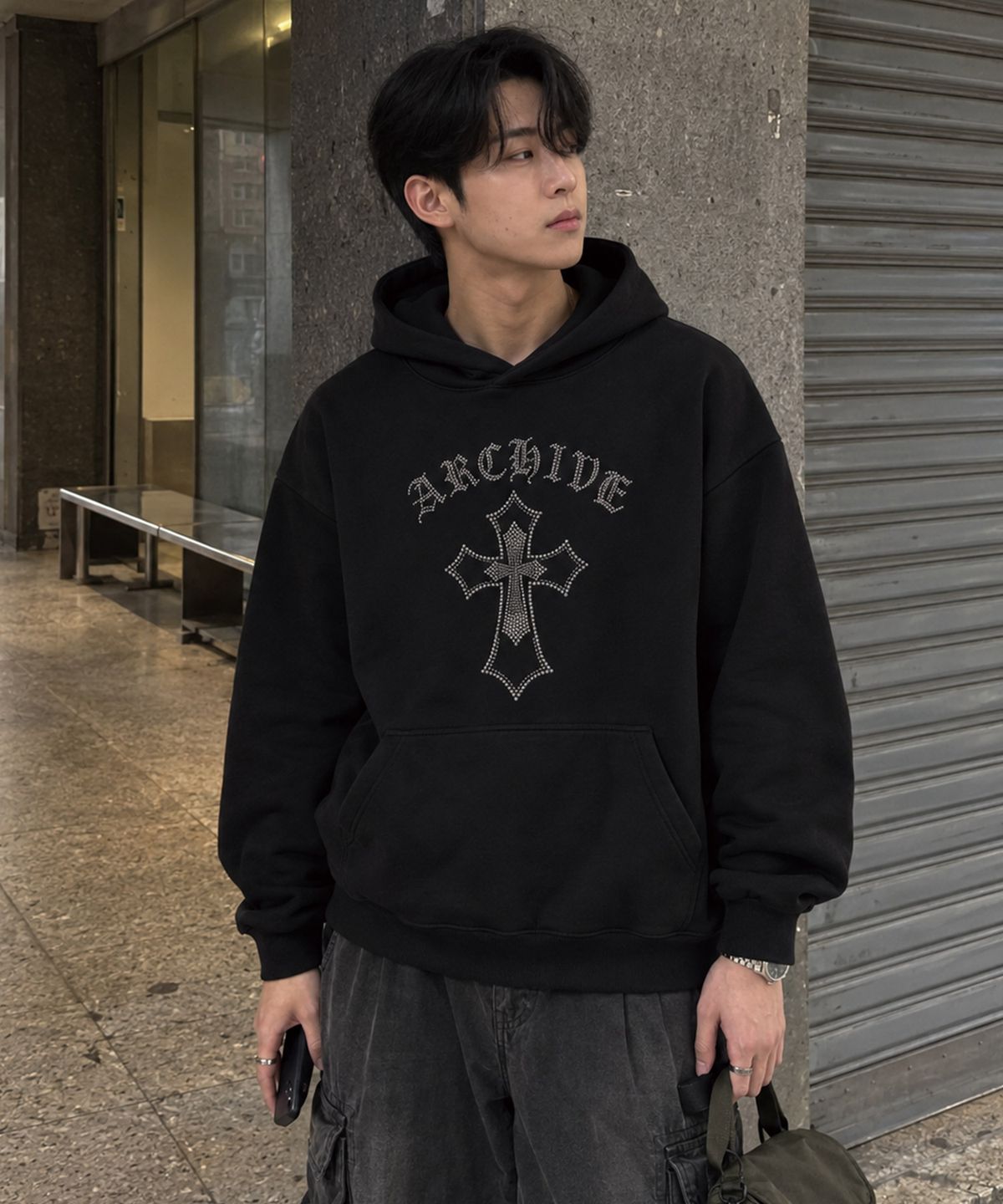 아르벤클럽(ARVEN CLUB) 아카이브 크리스탈 크로스 후드티셔츠