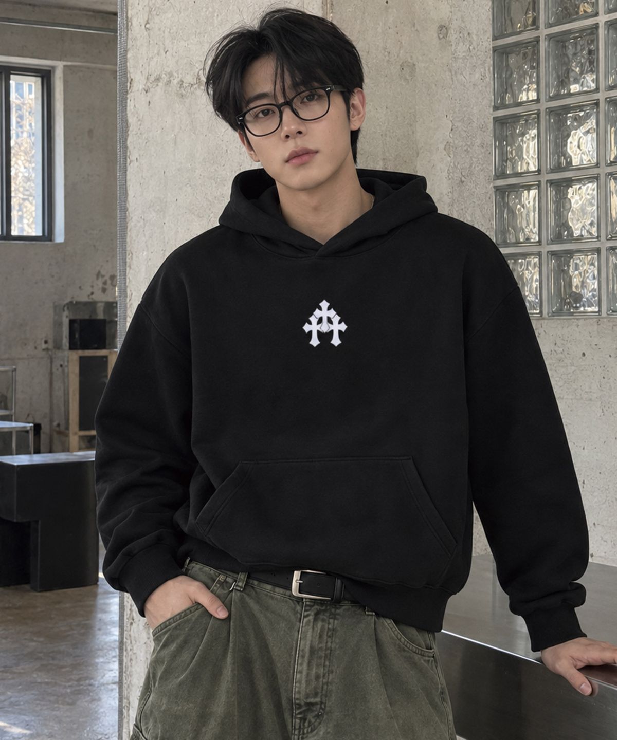 아르벤클럽(ARVEN CLUB) 아치 트리플 크로스 후드티셔츠