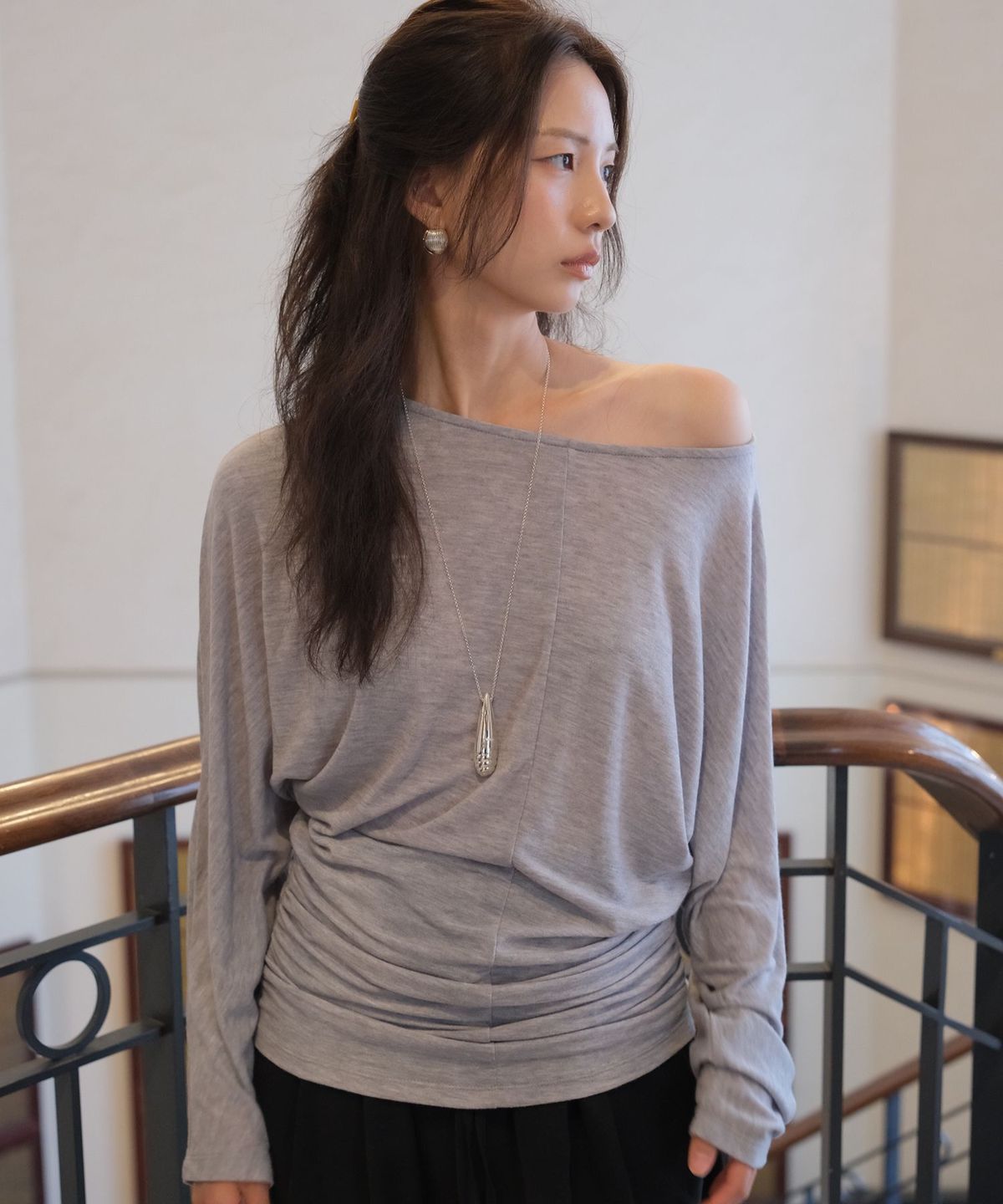 올유니(ALLUNEE) Shirred Waist Tee_Light Grey