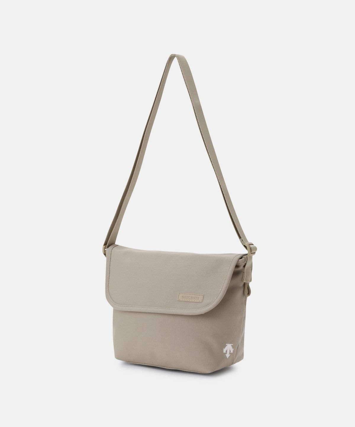 데상트(DESCENTE) 경량 미니 메신저백 베이지 SR323UBG7E