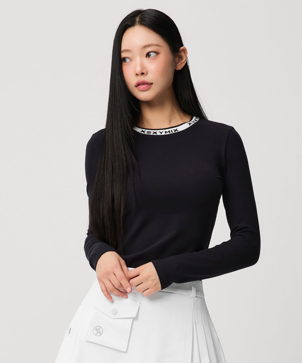 젝시믹스(XEXYMIX) 자카드 로고 라운드 롱슬리브 XFL3TL1205