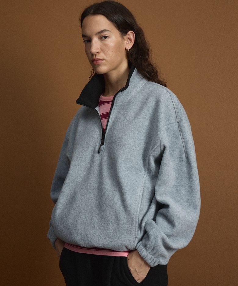 W Oversized Fleece Half Zip-Up (Light Grey) TNTS6F100G2