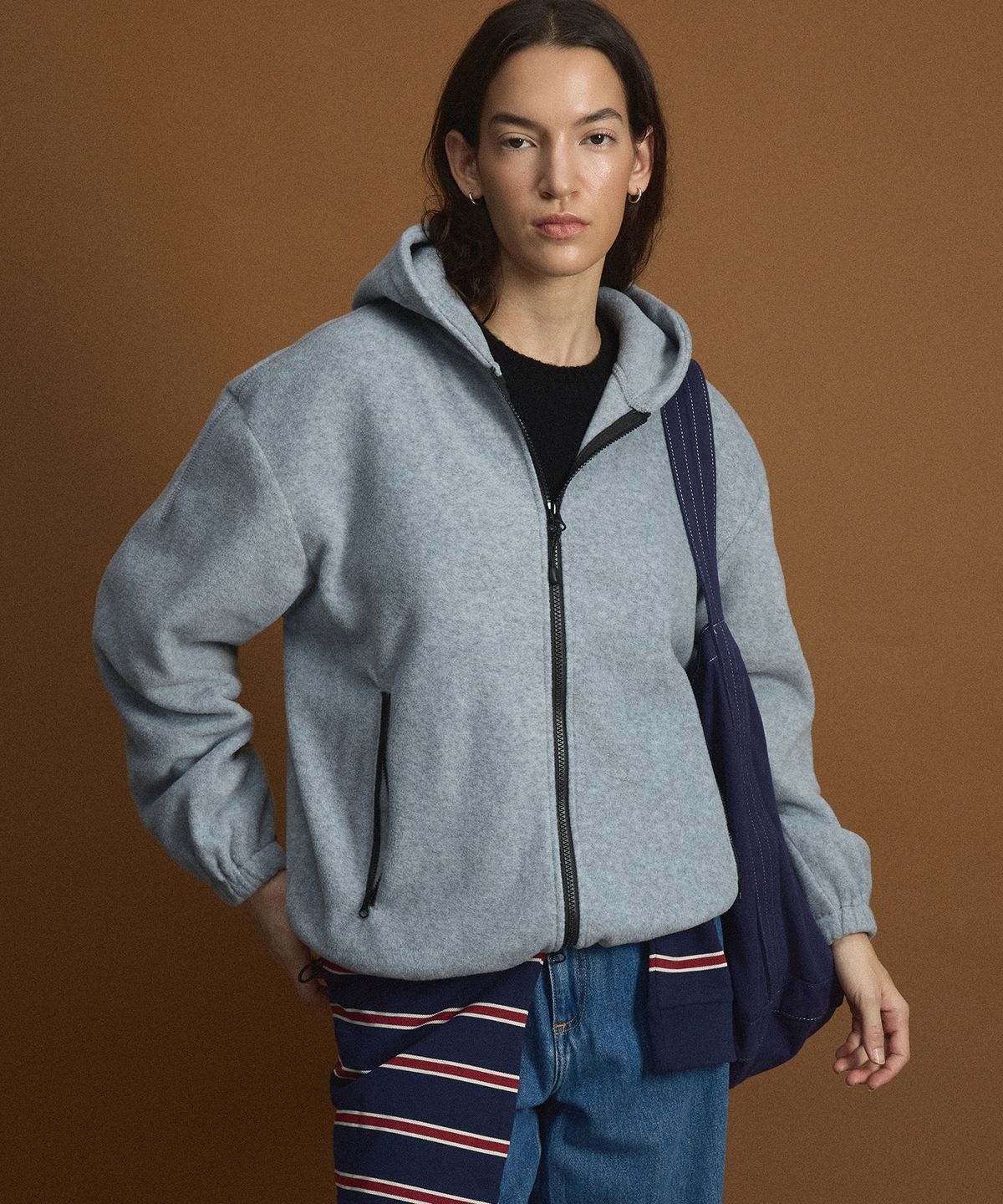 티엔지티 우먼(TNGT WOMAN) W Oversized Fleece Hoodie Jumper (Light Grey) TNJU6F111G2