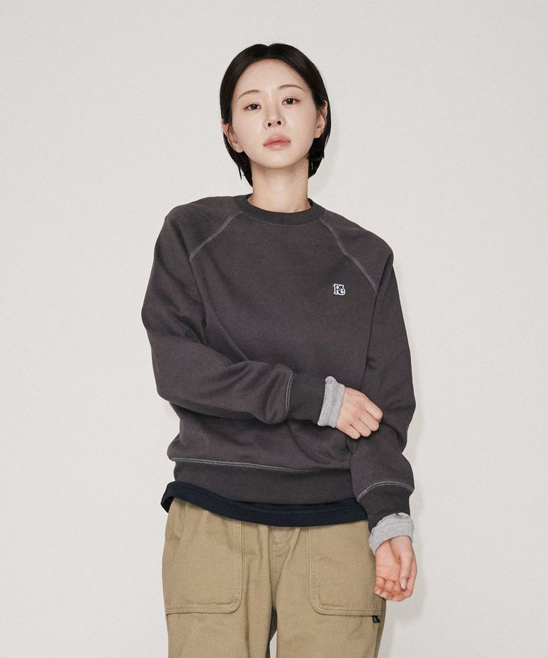 데일리 오버핏 맨투맨_CHARCOAL