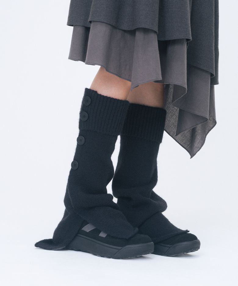 Button loop leg warmer BLACK
