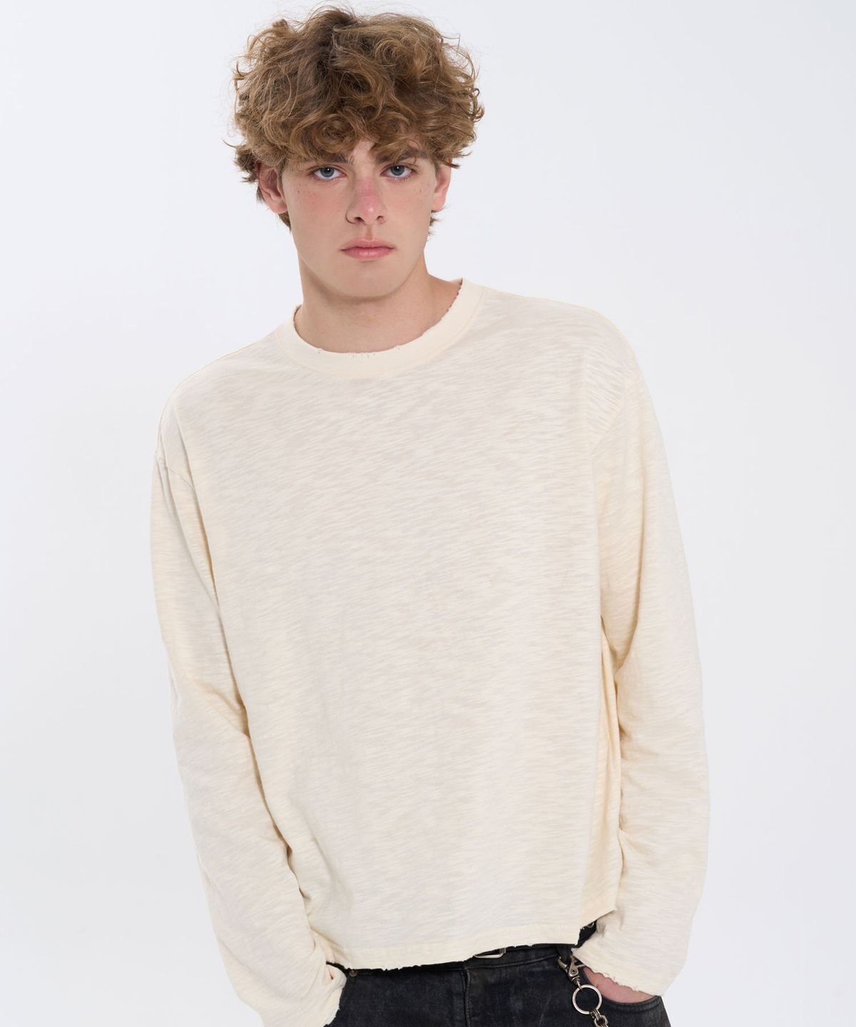 필프(PEALP) VINTAGE DISTRESSED LONG SLEEVE 69 (CREAM)