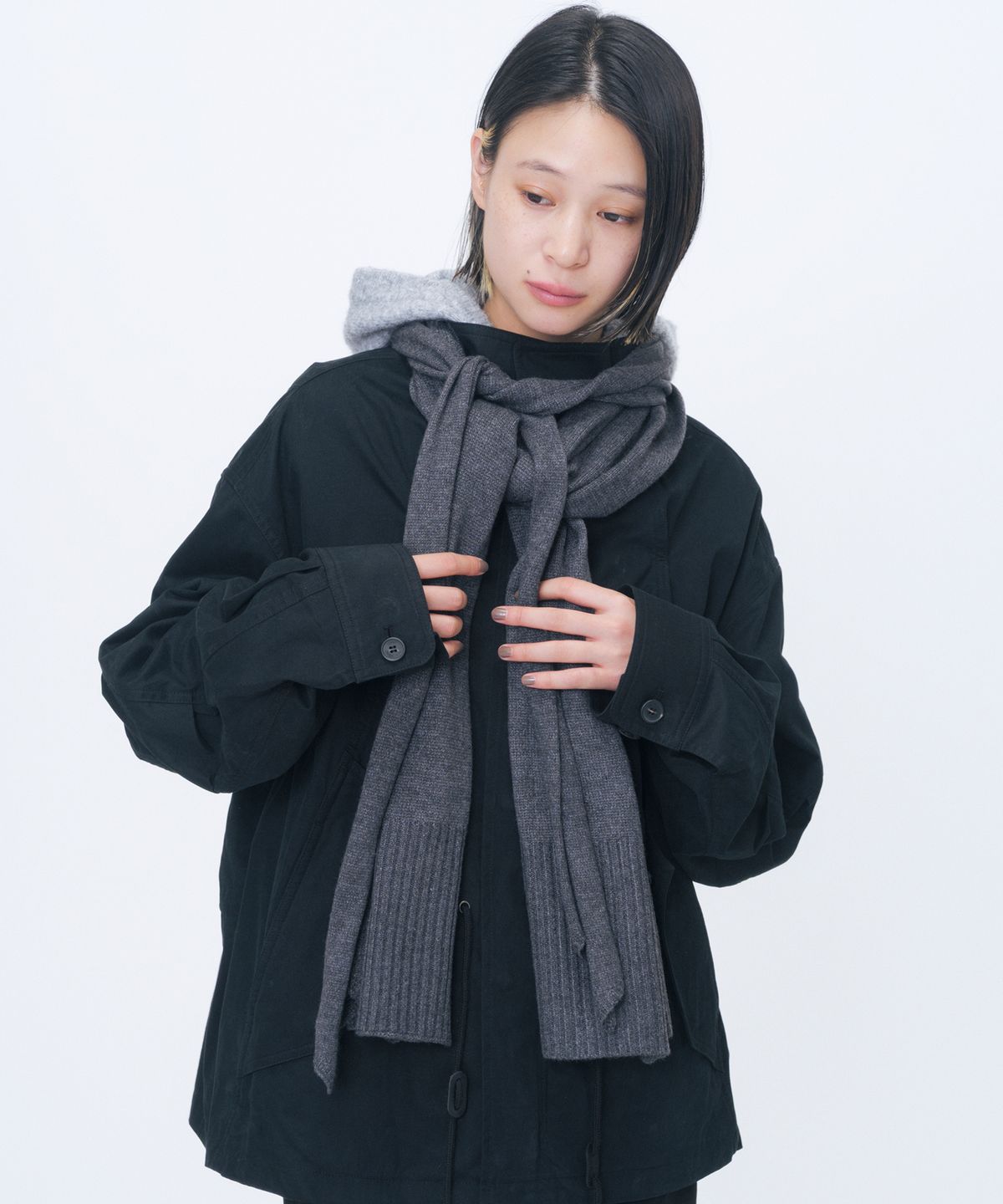 미세키서울(MISEKI SEOUL) Two tie detail muffler CHARCOAL
