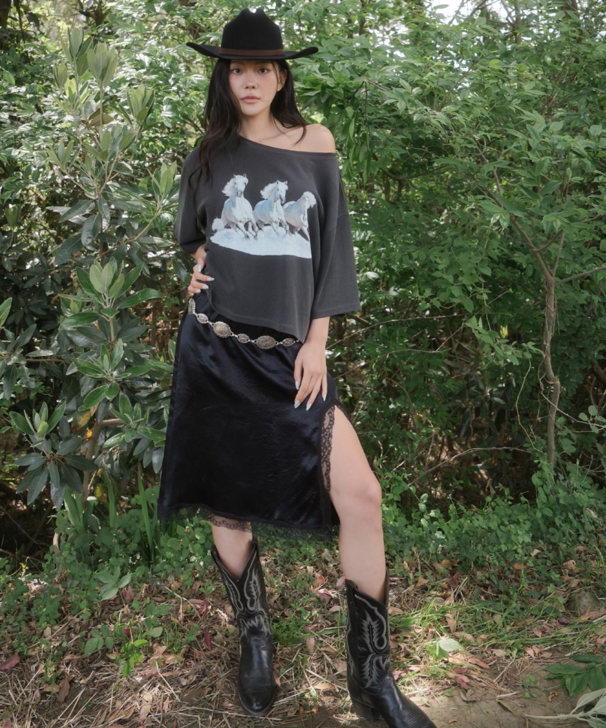 데이즈데이즈(DAZE DAYZ) RAVEN MIDI SKIRT