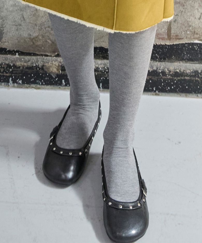 Cloude Stud Flats in Black WA6AB020-10